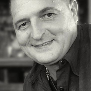 Dirk J. Lambert